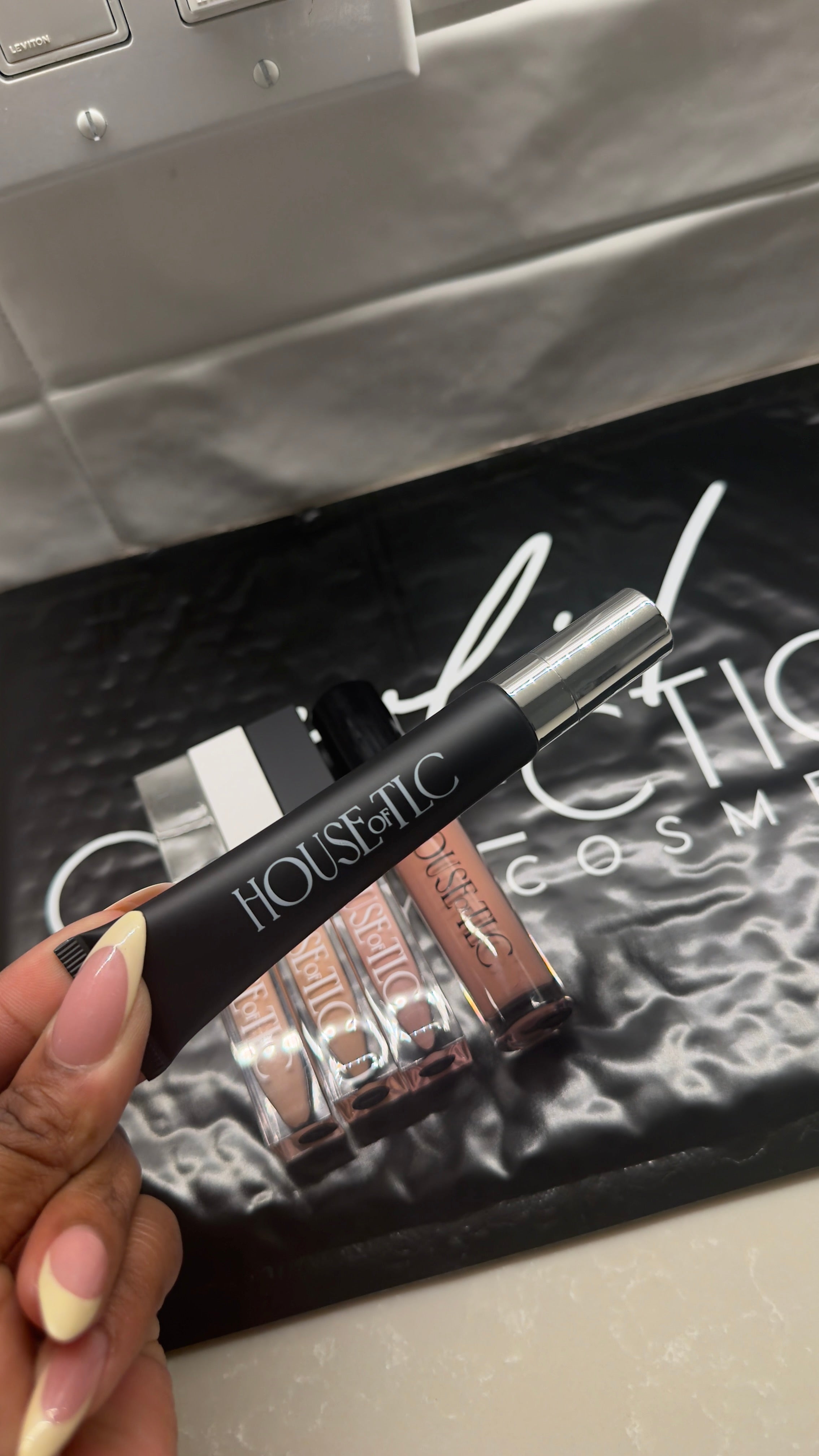 WHOLESALE LIP PLUMPER \ FILLER
