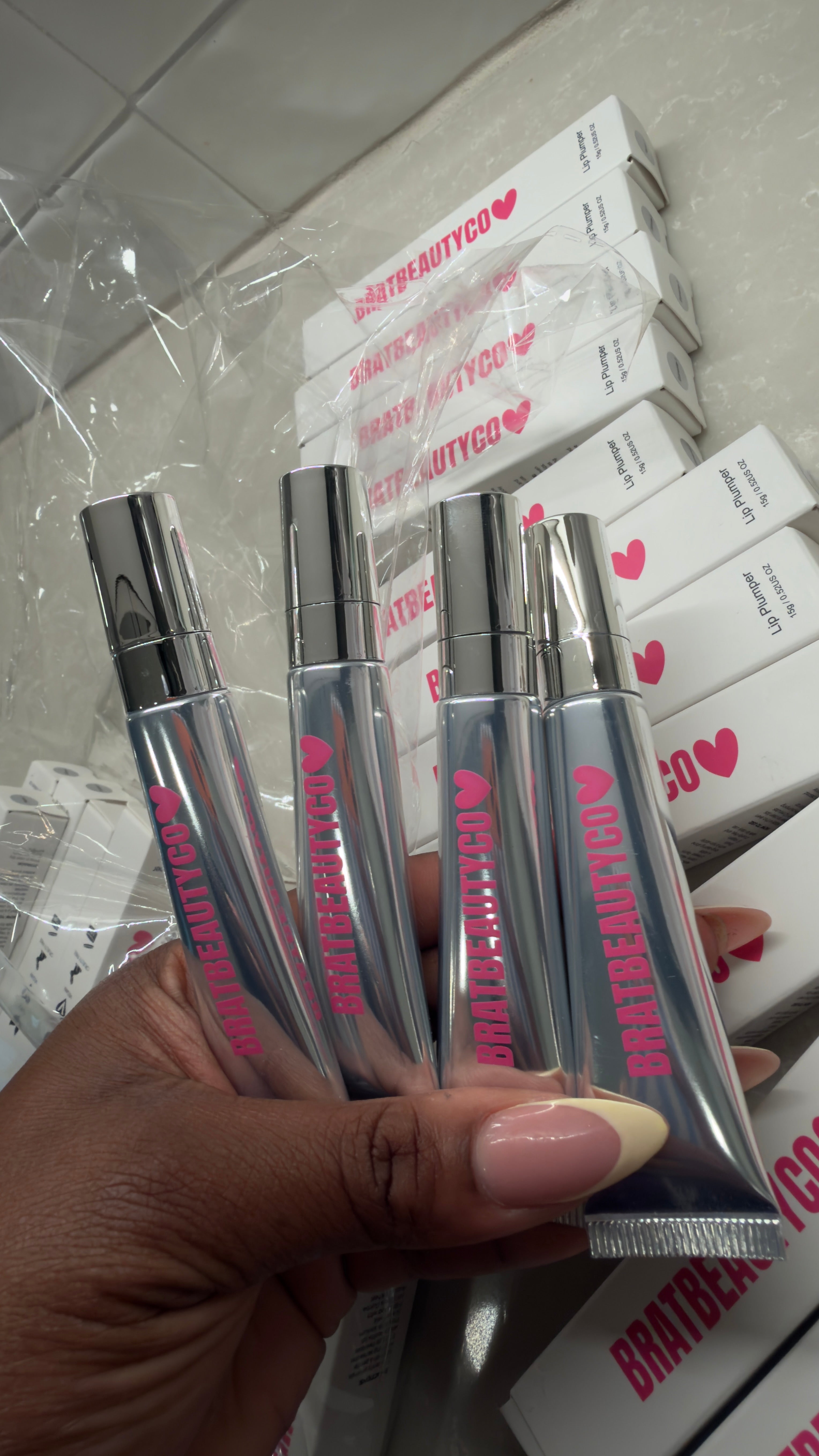 WHOLESALE LIP PLUMPER \ FILLER