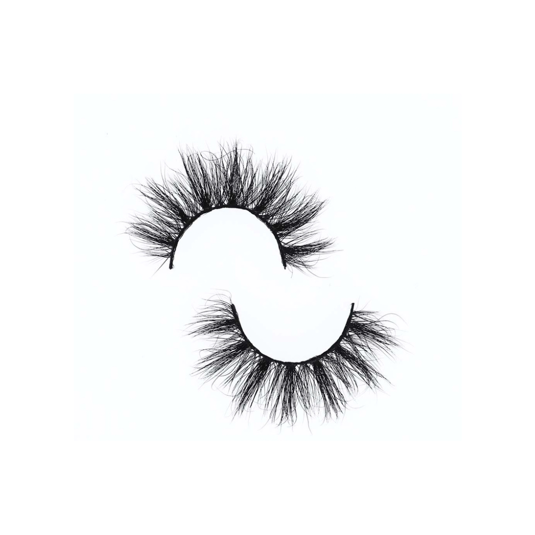 “EVERYDAY LASHES”